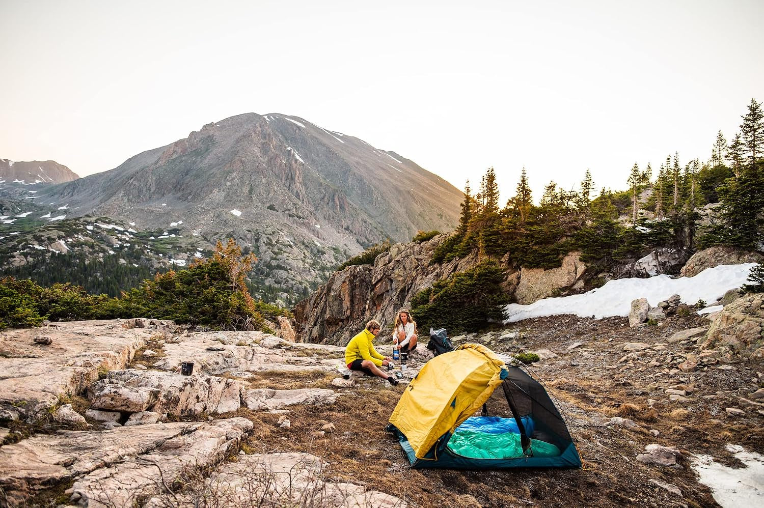 Kelty Far Out Backpacking Tent + Tent Footprint Package, Backpacking Starter Kit and Camping Shelter, Stuff Sack Included | Lightweight and Easy to Setup Backpacking Starter Kit, Aluminum Poles, Camping Shelter, Stuff Sack