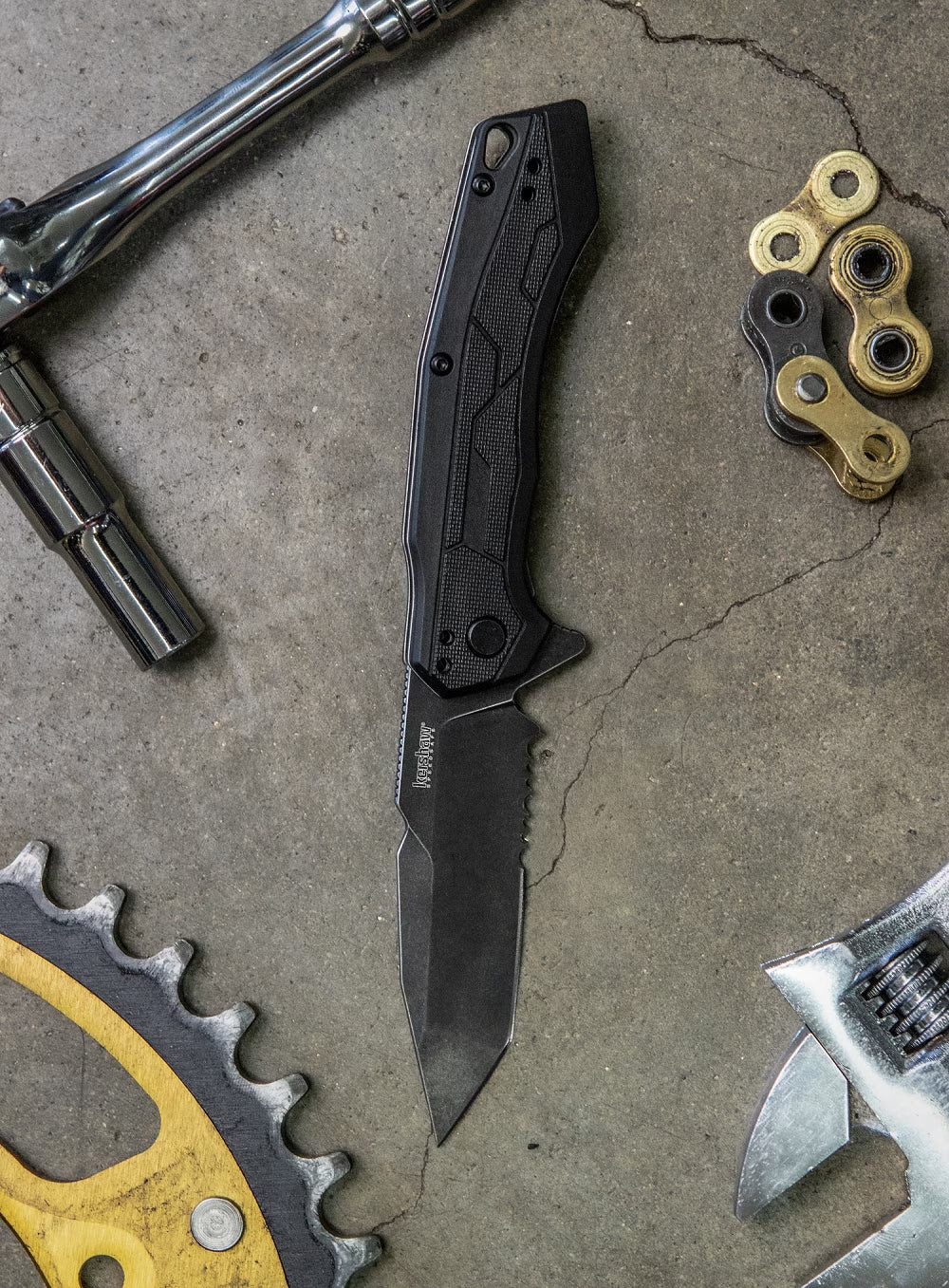 Kershaw Analyst Folding Pocket Knife - Versatile 3.25" Tanto Blade with Assisted Opening for Everyday Carry