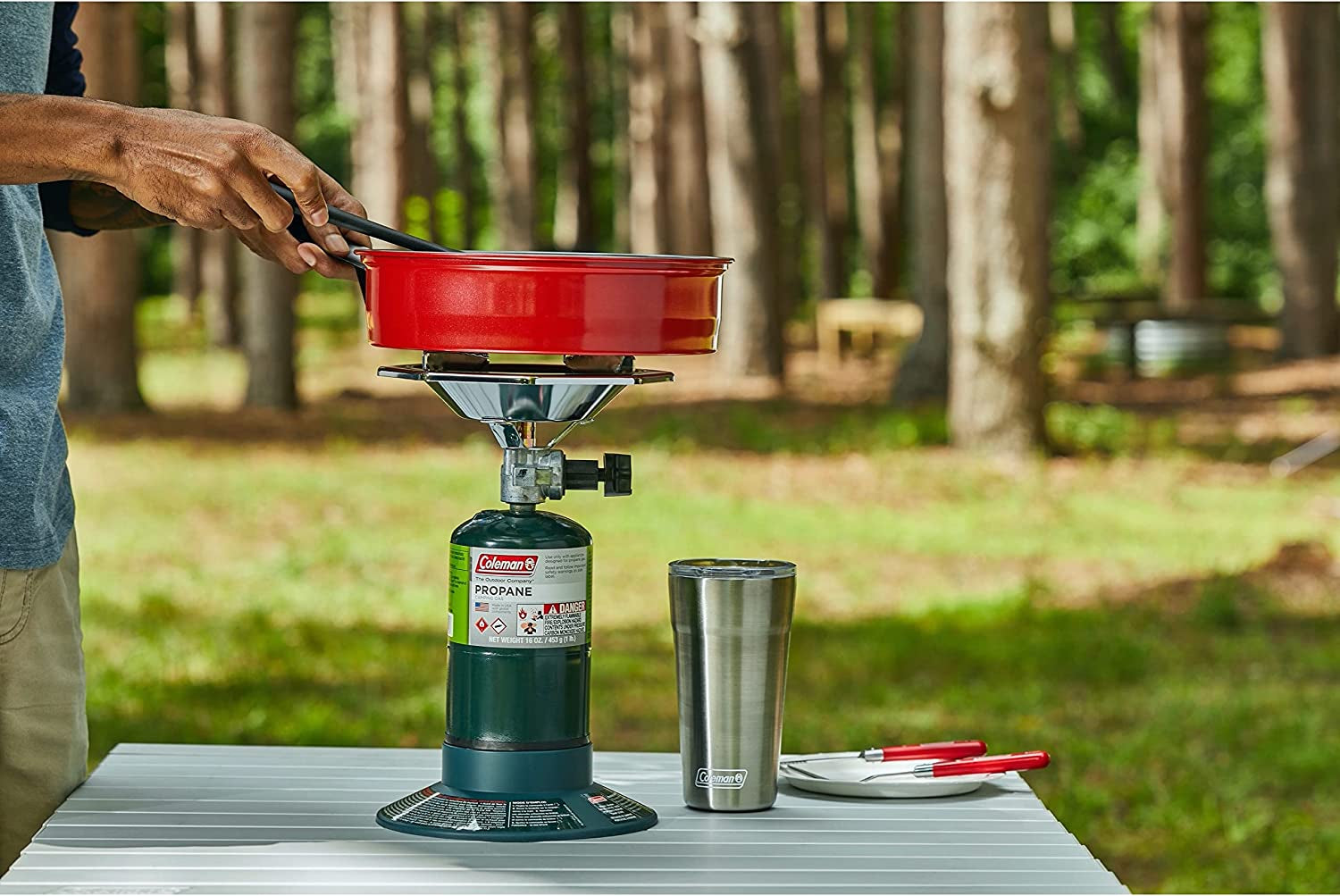 Coleman Bottletop Propane Stove with Adjustable Burner, Portable Camping/Backpacking Cooker with 7650 Btus of Power for Camping, Tailgating, Grilling, & More